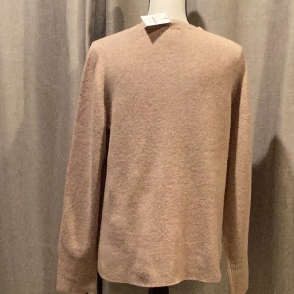 J. Crew Extra Soft Camel crew Neck Sweater,  NWT, size large. - Picture 3 of 3